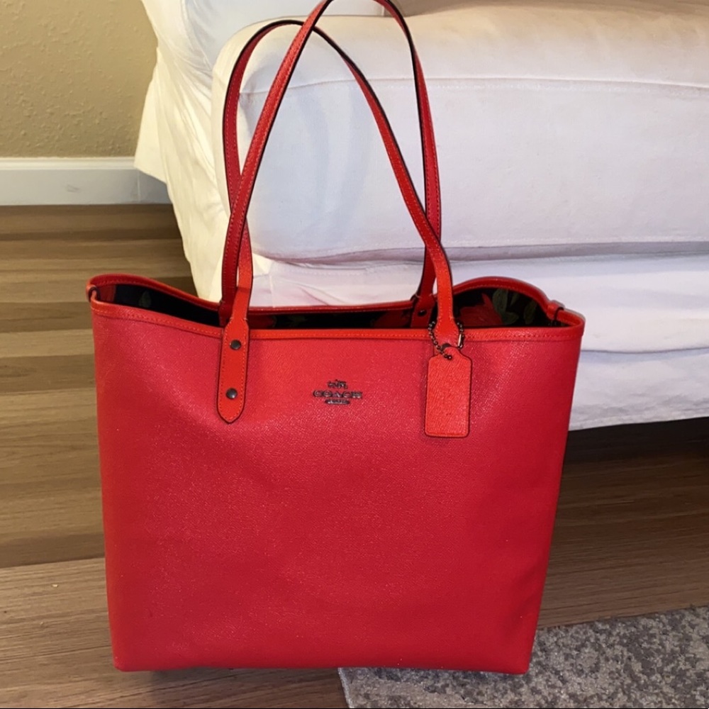 Coach Tote